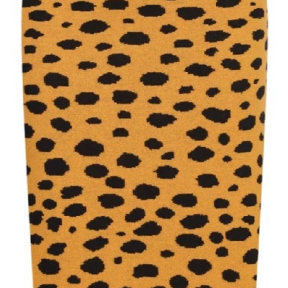 Cheetah Graphic Green and Orange Skirt Set - Picture 5 of 6